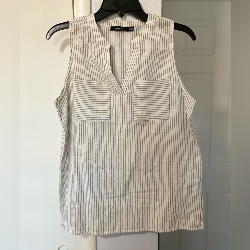 Doe & Rae Split Neck Sleeveless Stripe Tank Top Size Small